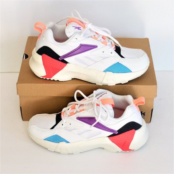 reebok women's aztrek double mix pops sneaker